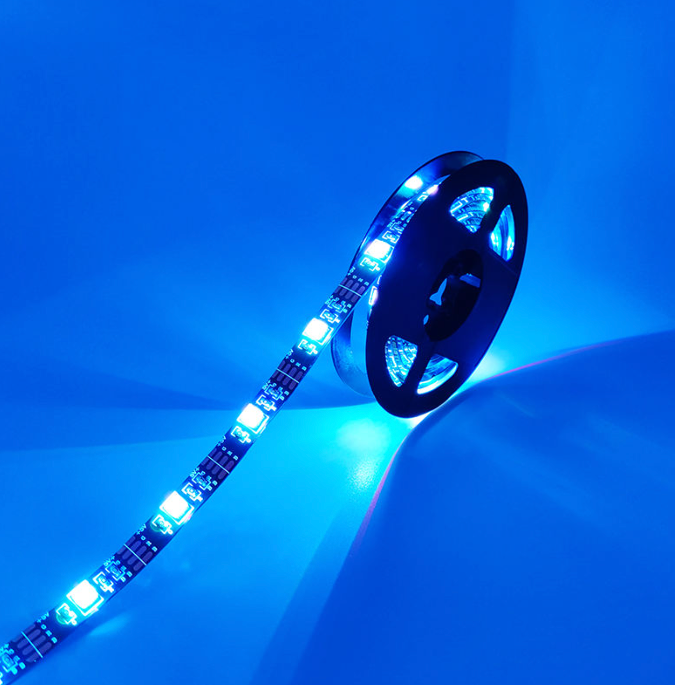 ✨ USB 5V Flexible LED Light Strip – Versatile Ambient Lighting for Home, Desk & Décor